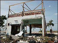 Vivienda destruida en Tailandia