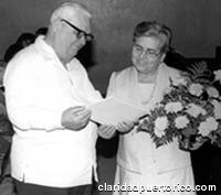 La patriota Isabel Freire de Matos junto al poeta Francisco Matos Paoli.